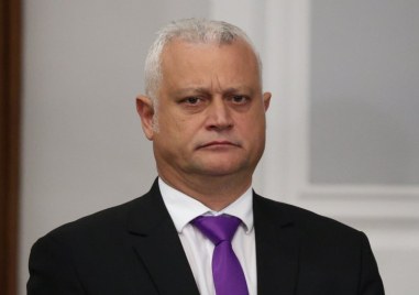 Емил Дечев: Кметът на Кърджали и партийни членове опитали да нахлуят в полицейското управление