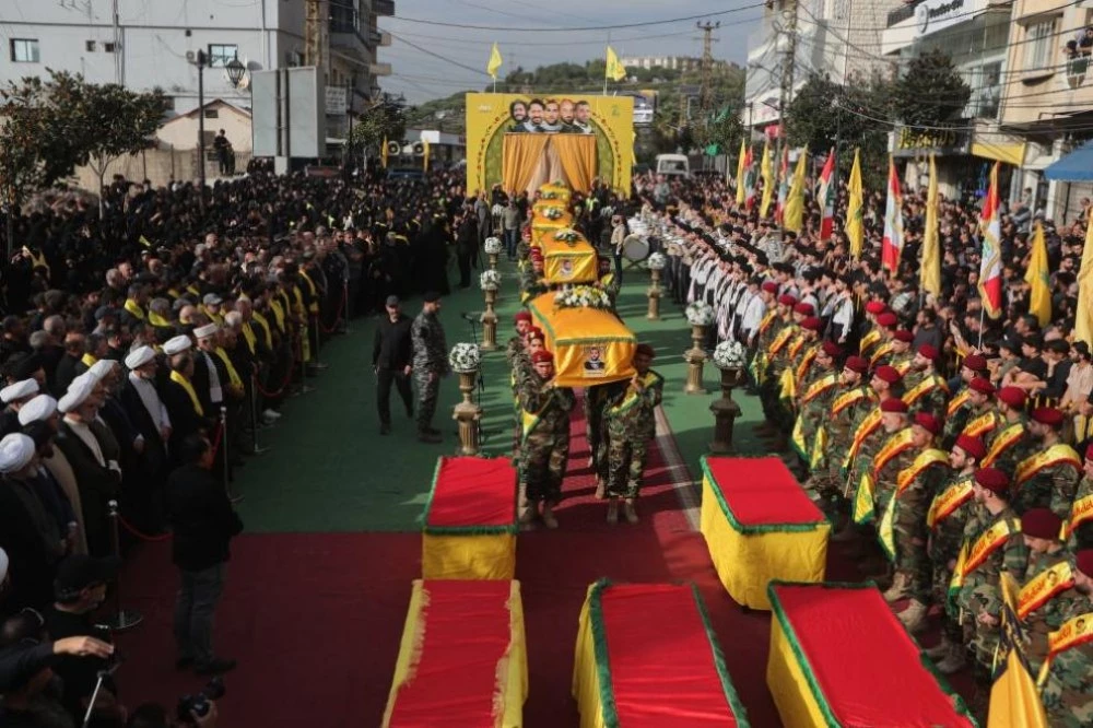 Израел е убил 700 бойци на „Хизбула