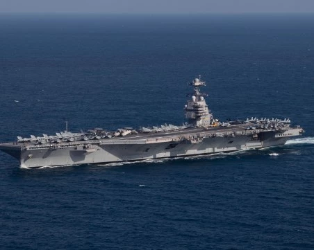 Американският самолетоносач „Джералд Форд