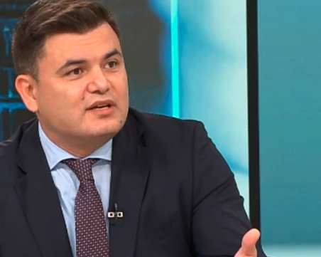 Лъчезар Богданов: Ако Ормузкият проток остане затворен с месеци, цените ще скочат с още 15-17%