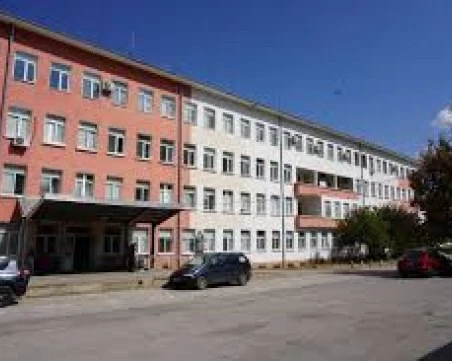 32 медици напуснаха болницата във Враца, изготвен е кризисен план