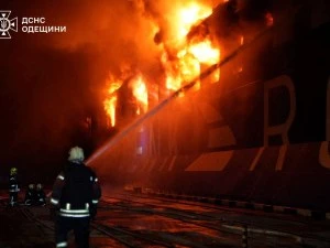 Загинал и ранени при руски атаки по жилищни сгради и родилен дом в Одеса