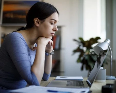 Откриват 15 000 работни места за млади и трайно безработни хора