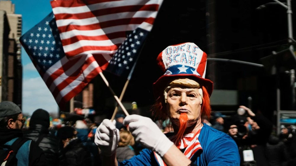 Най-малко осем милиона души са се включили в протестите в САЩ срещу Тръмп