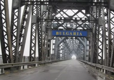 Румънците са №1 по посещения у нас, но Турция и Гърция водят при пътуванията на българите