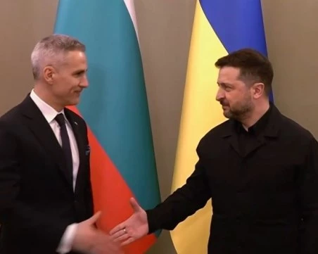 10-годишното споразумение: Правим дронове с Украйна и пращаме учители по български