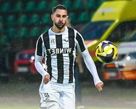 Ефе Али: Да бъда част от Локомотив е чест и отговорност