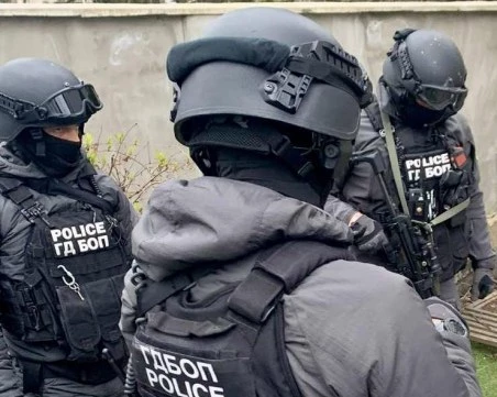 ГДБОП разби международна мрежа за оръжия и наркотици, лидерър е задържан в столицата