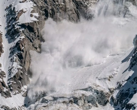 Лоши са условията за туризъм в планините, има опасност от лавини