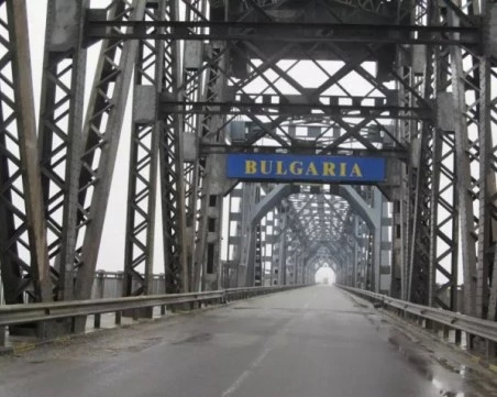 Румънците са №1 по посещения у нас, но Турция и Гърция водят при пътуванията на българите