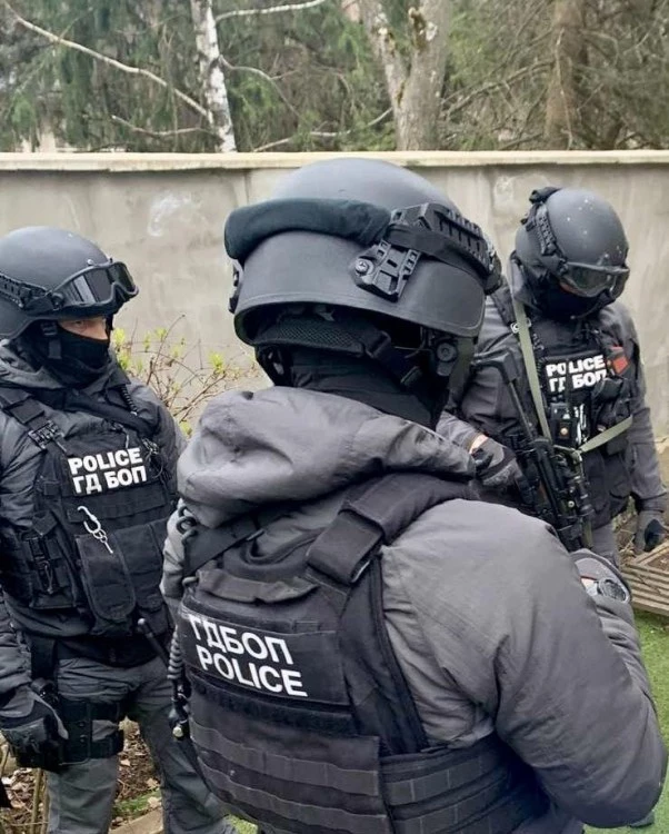 ГДБОП разби международна мрежа за оръжия и наркотици, лидерър е задържан в столицата