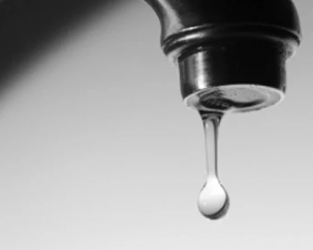 Голяма авария на водопровод в Пловдив оставя високите етажи без вода днес