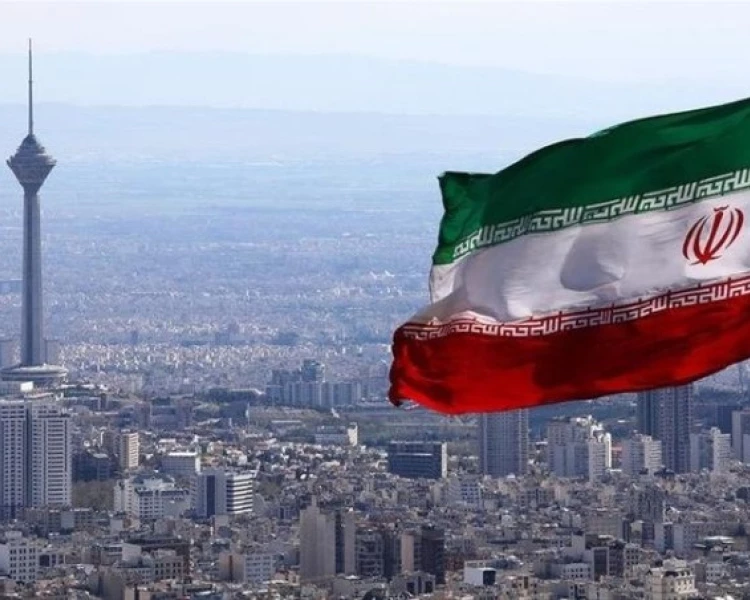 Иран заплаши с унищожаване Apple, Google и Meta