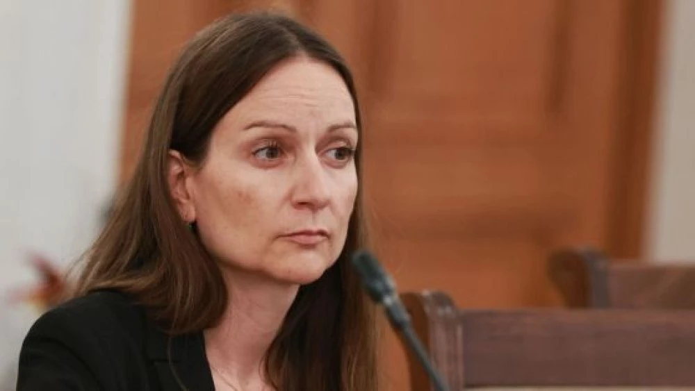 Ще скочат ли още цените? Държавата обещава защита за домакинствата