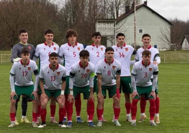 Националите до 19 години загубиха от Испания в европейска квалификация