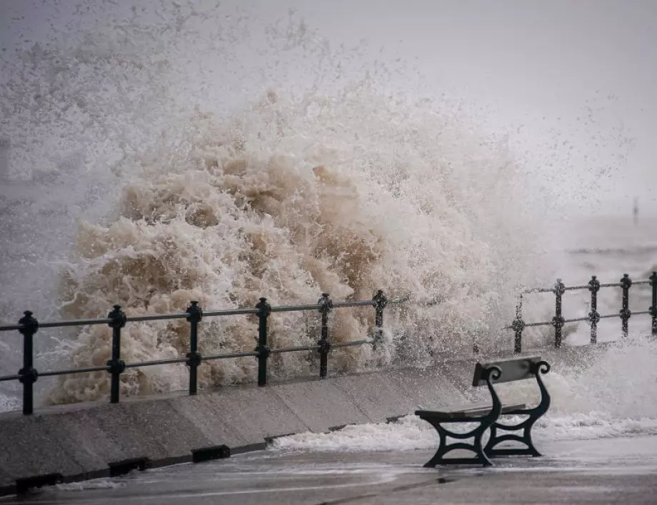Бурята „Ерминио взе жертва в Гърция, има наводнения и щети по инфраструктурата
