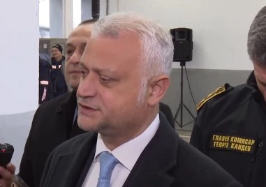 Дечев за изборните престъпления: Дори във фризьорски салони се откриват списъци с имена и приготвени пари