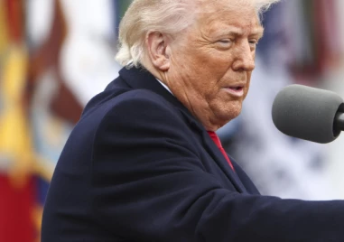 Тръмп: Иран е унищожен, ще ги върнем в каменната ера, където им е мястото