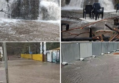 Водопадът в Бачково заля ресторанта и главния път, активираха се 10 свлачища ВИДЕО