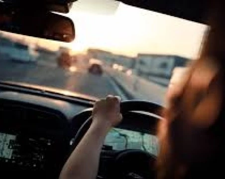 Куриоз във Враца - мъж подаде сигнал, че гаджето му кара дрогирано общата кола