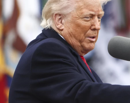 Тръмп: Иран е унищожен, ще ги върнем в каменната ера, където им е мястото