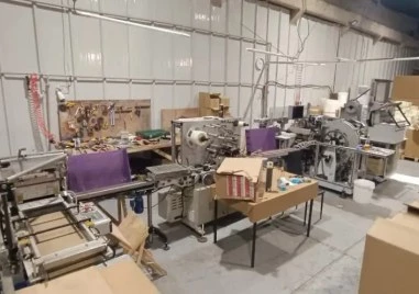 Разкриха незаконен цех за производство на цигари без бандерол в Дупница