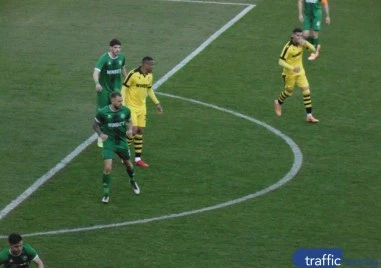 Вижте съставите на Ботев и Спартак Варна