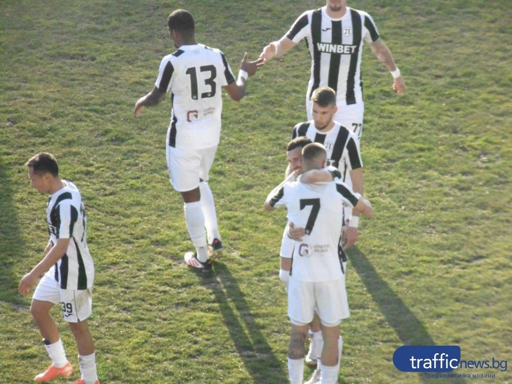 Вижте съставите за железничарското дерби