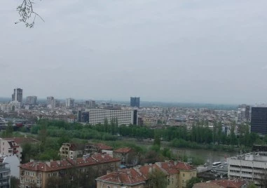 Втори ден без вода по високите етажи в Пловдив: ВиК продължава работа по мащабната авария