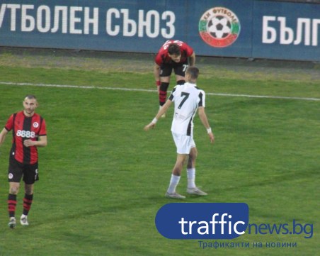 Локо Пловдив взе железничарското дерби и влезе в топ 8