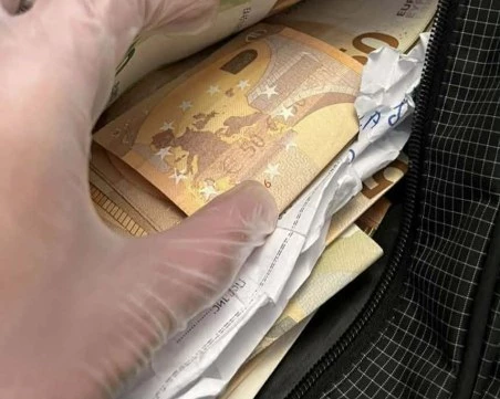 Полицията иззе списъци с имена и близо 11 000 евро при акция в „Столипиново