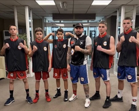 Страхотно представяне на боксьорите на Лаута арми в Козлодуй