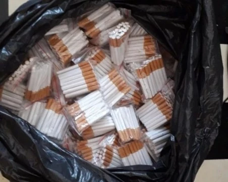 Задържаха пловдивчанка, съхранявала контрабандни цигари в Столипиново