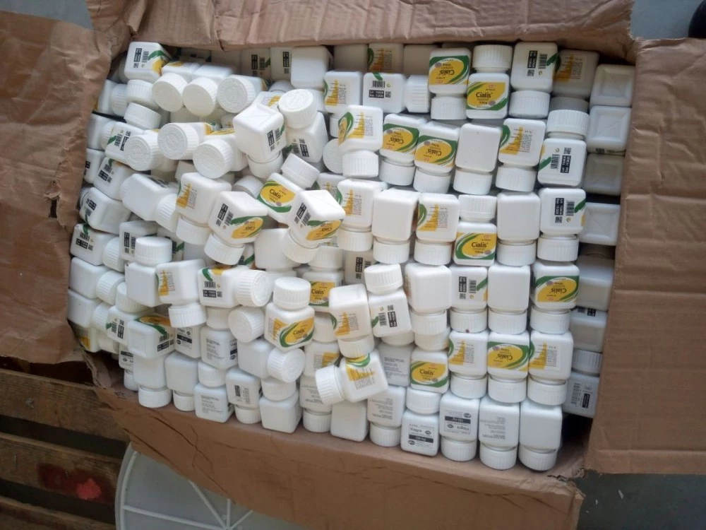 Откриха голямо количество сексуални стимуланти в товарен автомобил