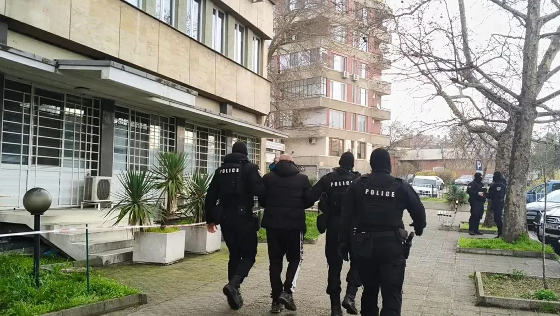 Четирима са задържани в Сливенско при акция срещу купения вот