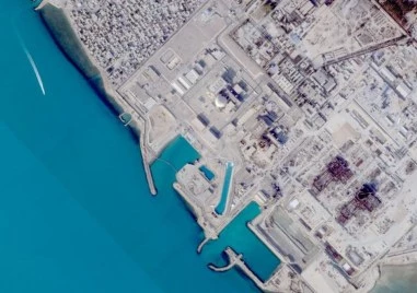 Въздушен удар е поразил района около АЕЦ „Бушер, загинал е охранител