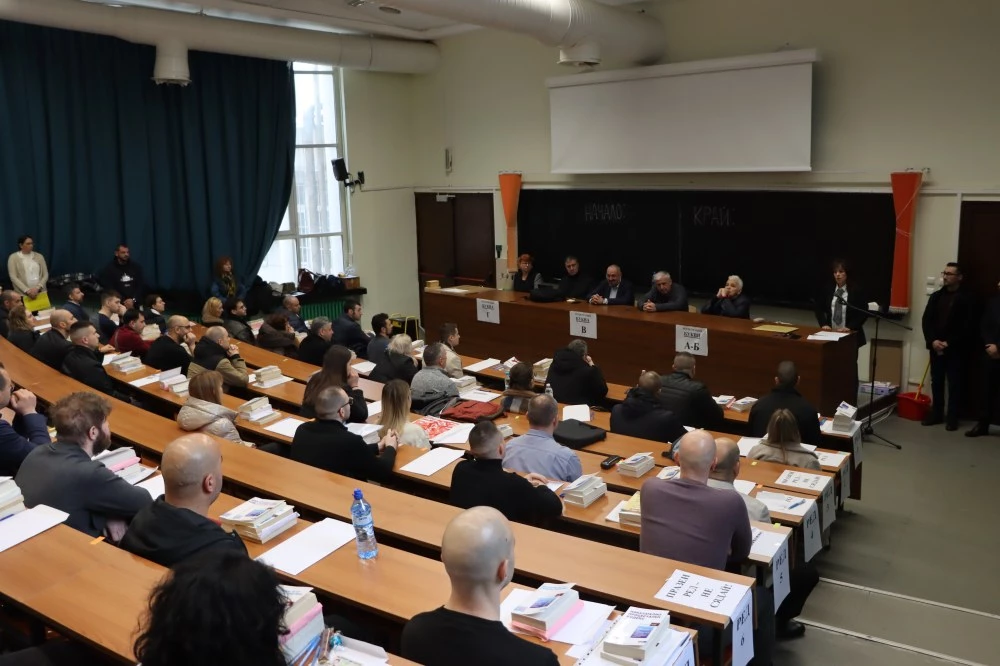 410 кандидати се явиха на изпита за младши следователи