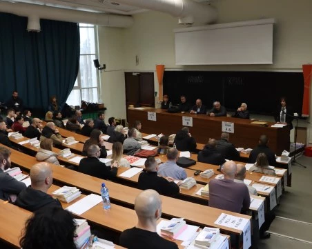 410 кандидати се явиха на изпита за младши следователи