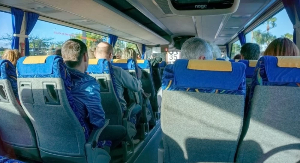 Начисляват горивна такса от 100 евро на човек за автобусни екскурзии