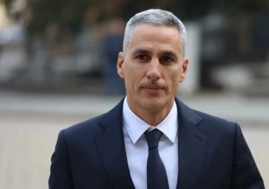 Гюров честити Великден на католици, арменци и Цветница на православните