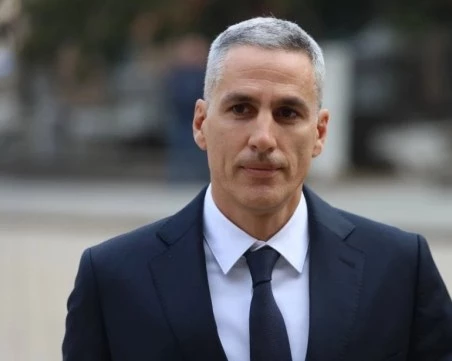 Гюров честити Великден на католици, арменци и Цветница на православните