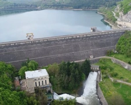 Язовир „Александър Стамболийски