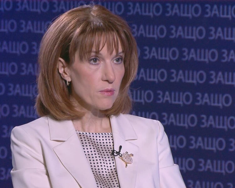 Камелия Нейкова към СИК-овете: Ползвайте приложението, за да не приличат протоколите на бойно поле