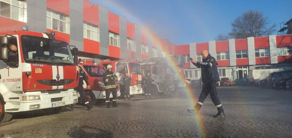 34 години на първа линия: Един пожарникар се оттегля, но оставя следа завинаги