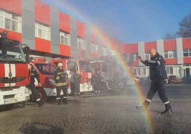 34 години на първа линия: Един пожарникар се оттегля, но оставя следа завинаги