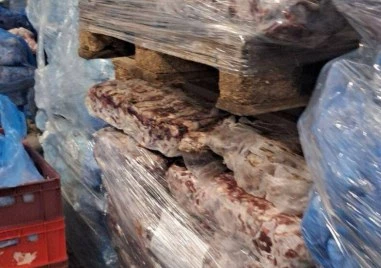 БАБХ разпореди унищожаването на над 6,5 тона храни и спря дейност на предприятие в Соколово