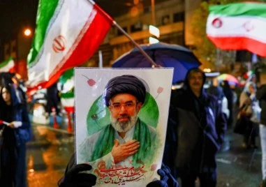 Моджтаба Хаменей е в безсъзнание и не е в състояние да управлява Иран