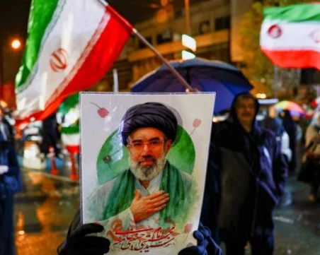 Моджтаба Хаменей е в безсъзнание и не е в състояние да управлява Иран