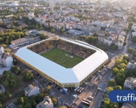 Затварят улици заради дербито Ботев - Локо на Колежа, вижте къде движението ще бъде спряно