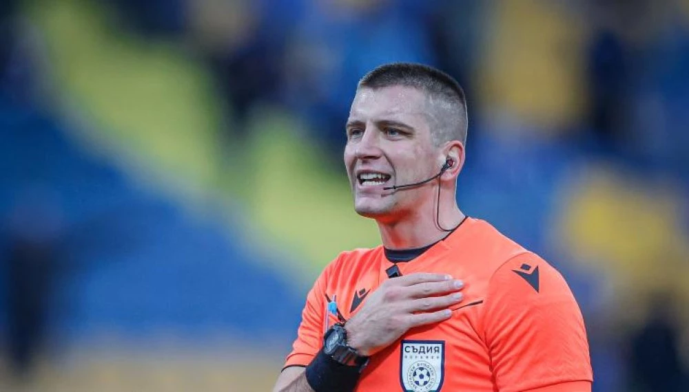 Перничанин ще свири дербито Ботев - Локо